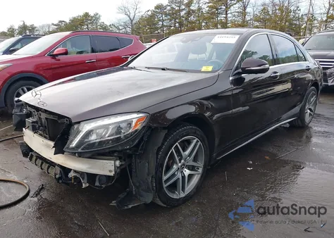2015 Mercedes-Benz S 550 4Matic z USA, uszkodzony, nr VIN WDDUG8FB1FA084293